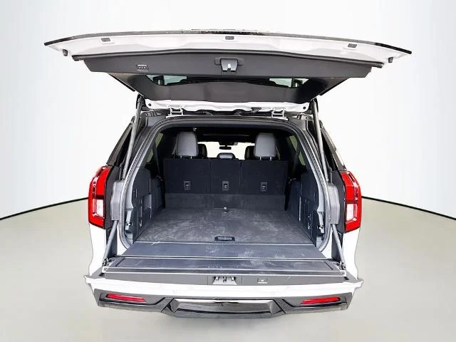 New 2026 Space Silver Metallic Ford MAX Platinum® image 63
