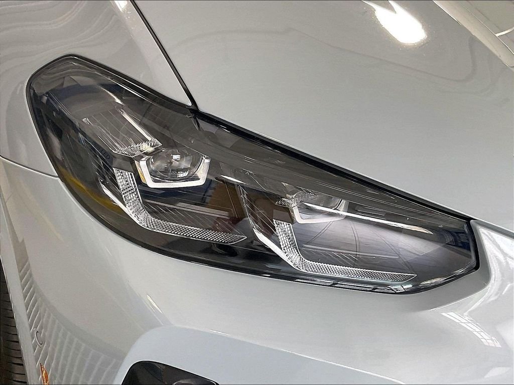 Used 2024 Gray BMW M40i image 32