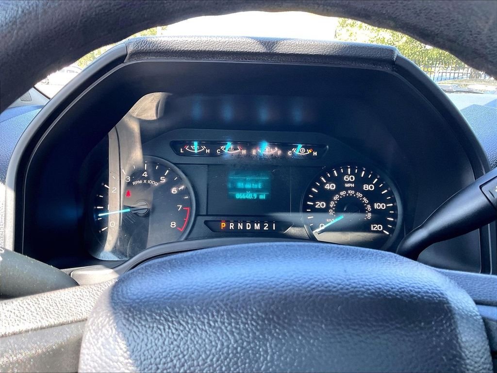 Used 2019 White Ford XL image 19