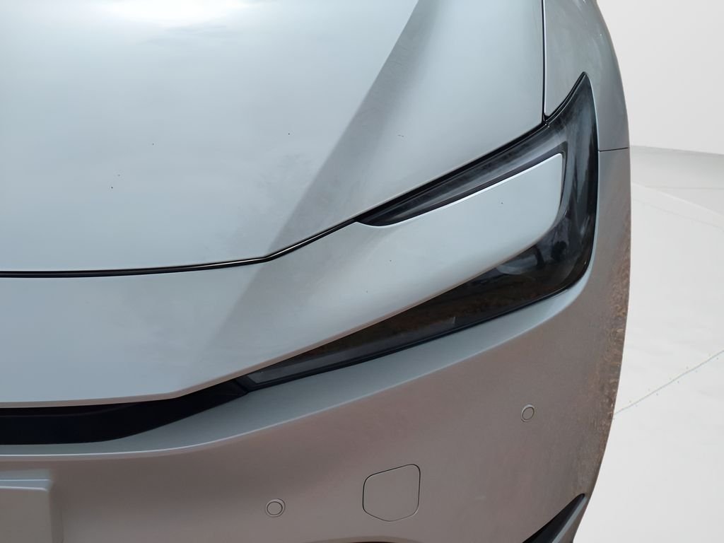 New 2026 Wind Chill Pearl <sup>1</sup> Toyota  SE image 10