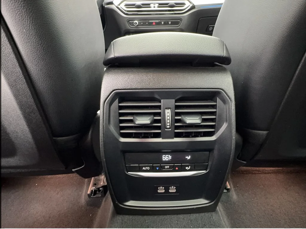 Used 2024 Gray BMW 330i image 40