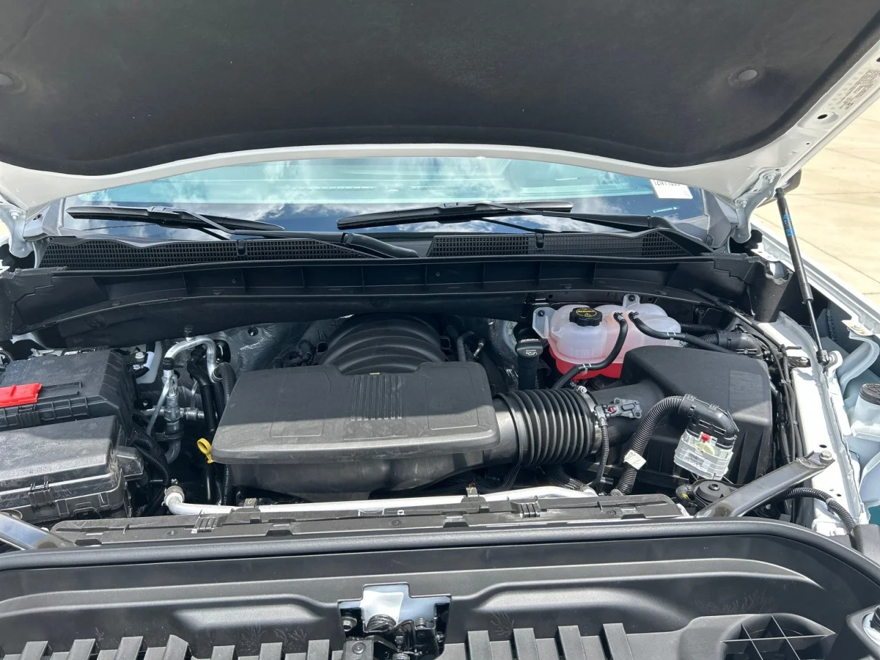 2026 GMC Sierra 1500 SLT - Photo 8