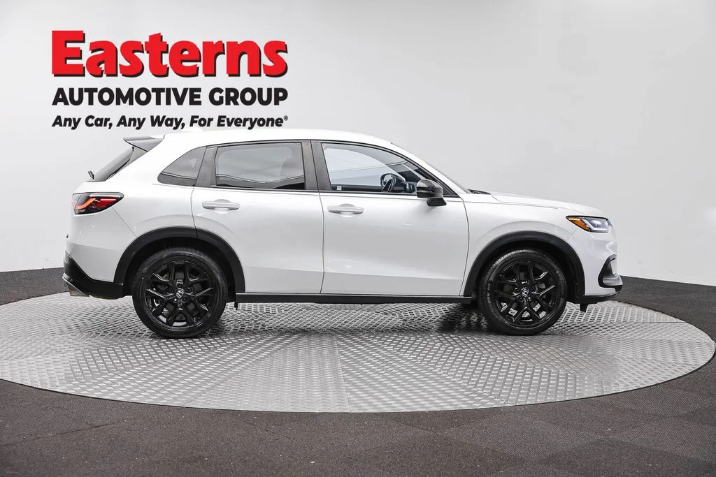 Used 2023 White Honda Sport image 4