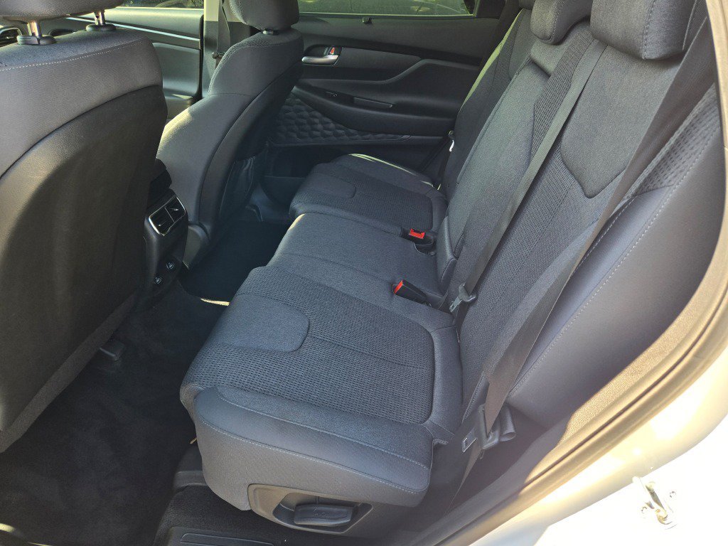 Used 2022 Quartz Hyundai XRT image 15