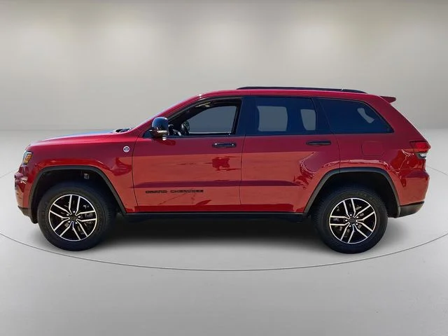Used 2020 Red Jeep Trailhawk image 6
