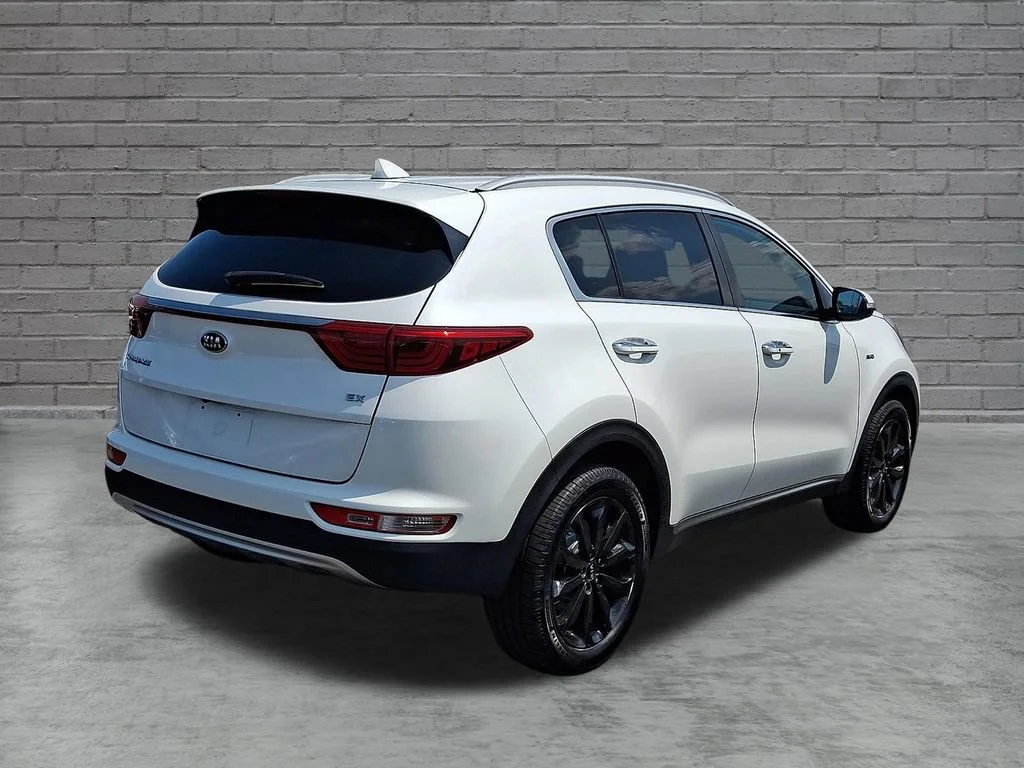 Used 2019 White Kia EX image 12