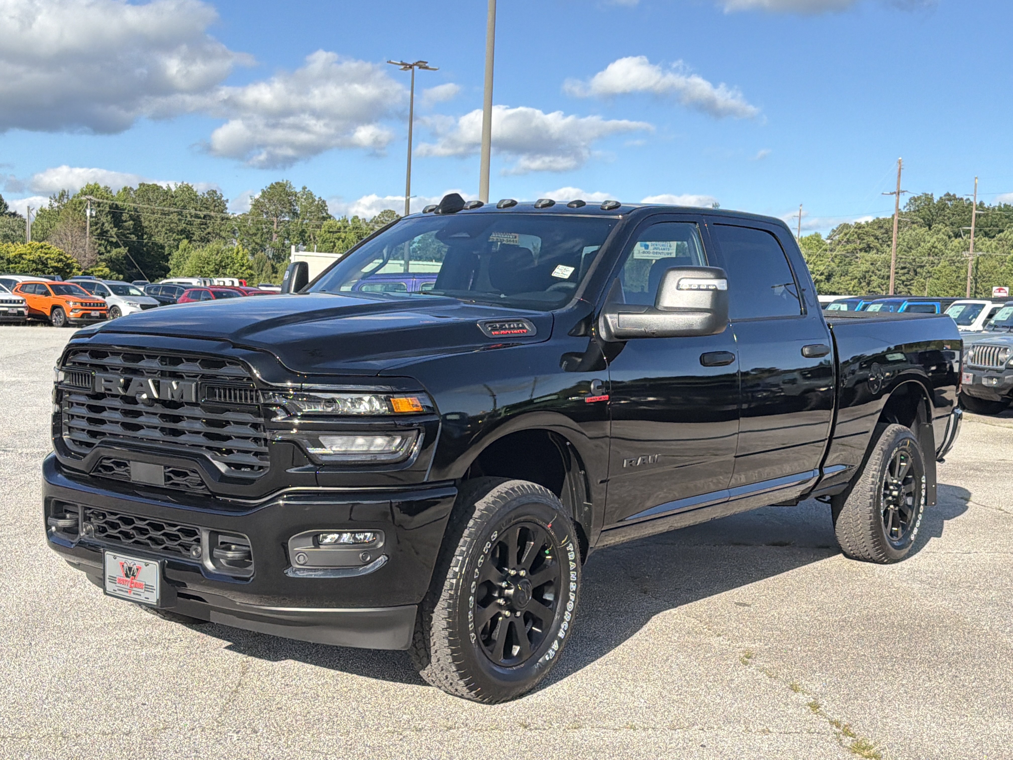 New 2026 Diamond Black Crystal Pearl-Coat Exterior Paint RAM Big Horn image 4