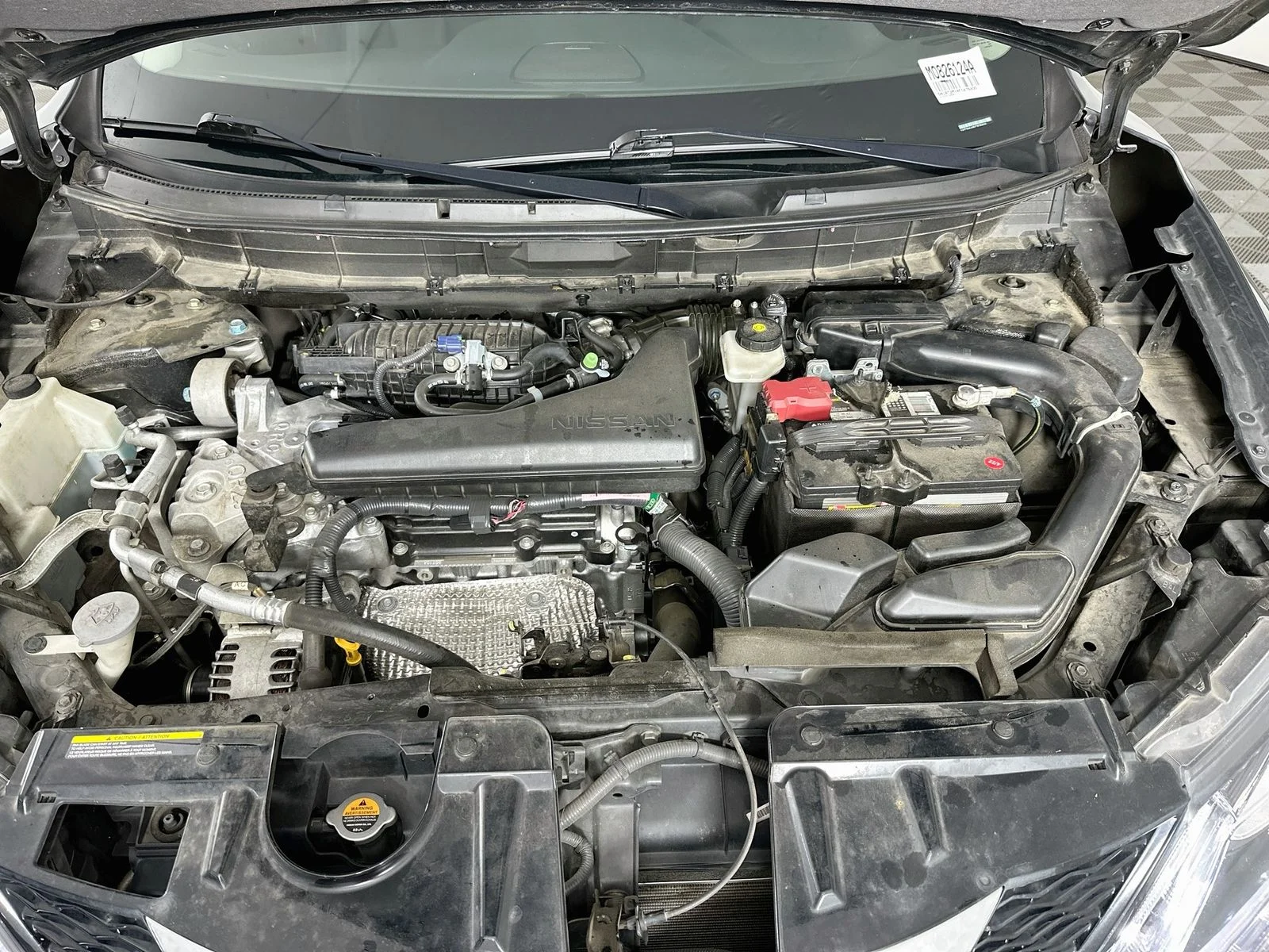 Used 2015 Gun Metallic Nissan SL image 32