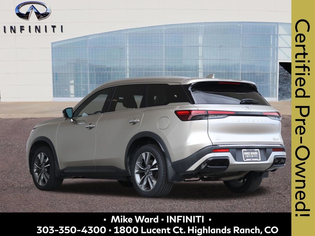 Certified Used 2023 Silver INFINITI LUXE image 3
