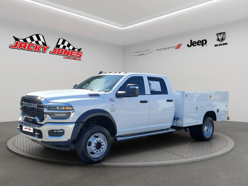 2025 RAM 5500 Treadesman 4X4 Crew Cab DRW 173" WB's photo