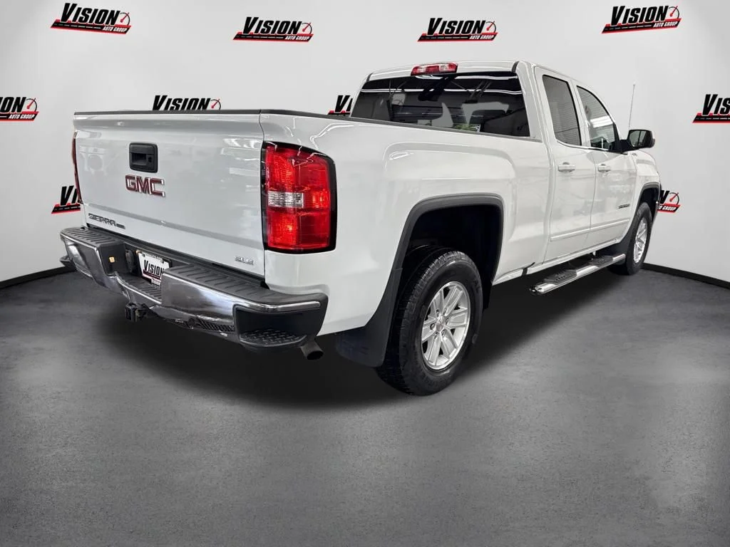 Used 2019 White GMC SLE image 5