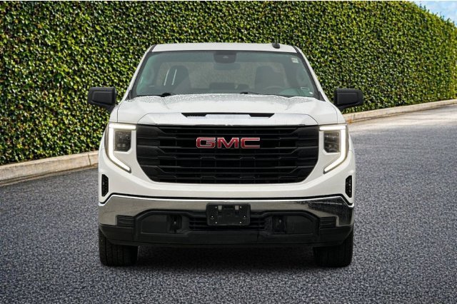 Used 2023 White GMC Pro image 9