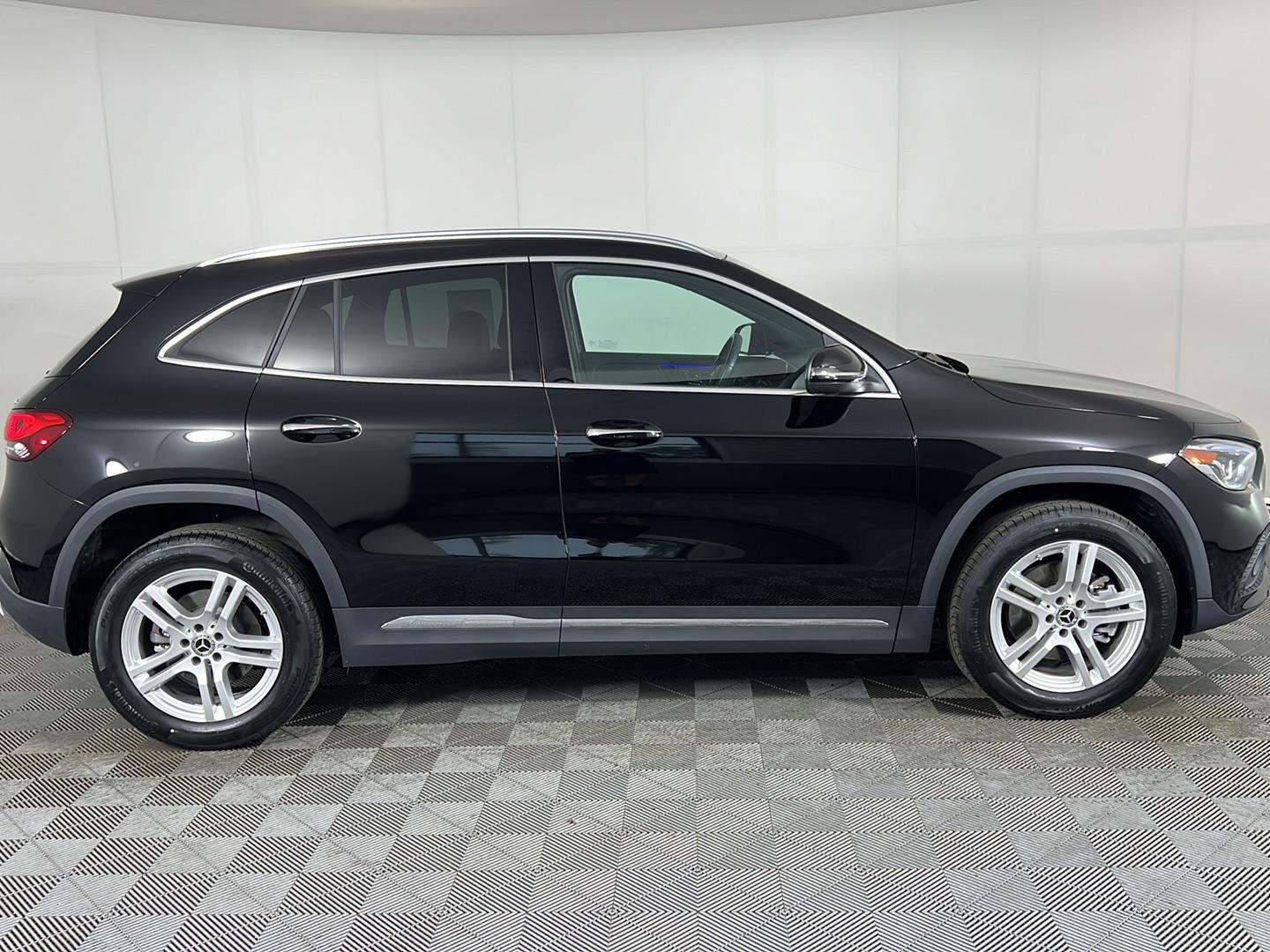 Certified Used 2023 Night Black Mercedes-Benz GLA 250 image 22