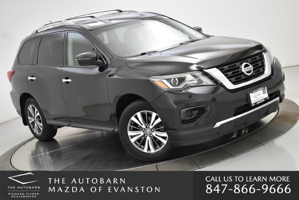 Used 2018 Nissan Pathfinder S with VIN 5N1DR2MM9JC679343 for sale in Evanston, IL
