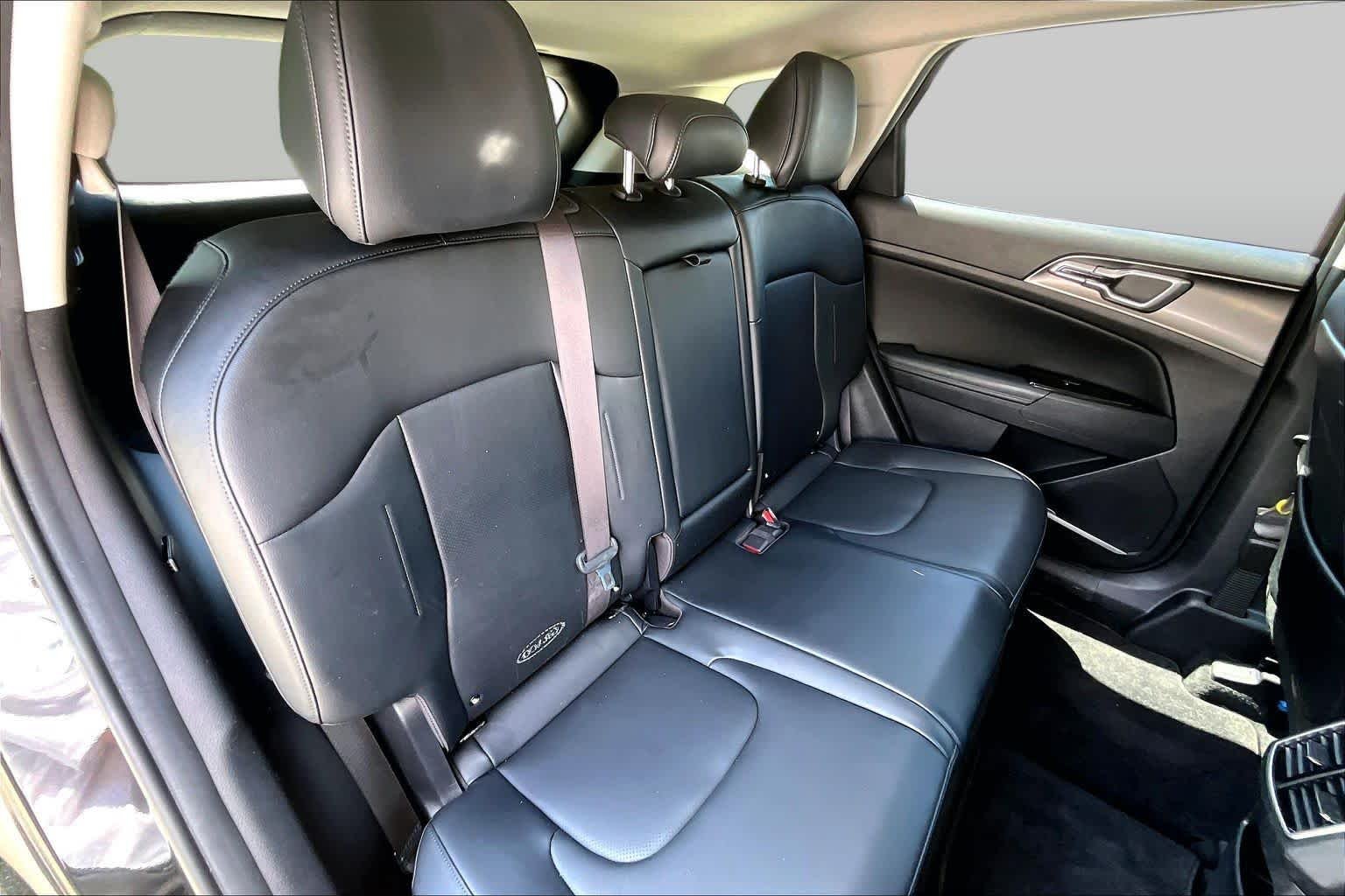 Used 2023 Fusion Black Kia EX image 20