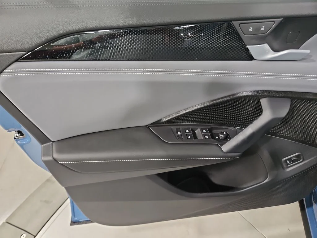 New 2026 Blue Volkswagen 2.0T SE image 10
