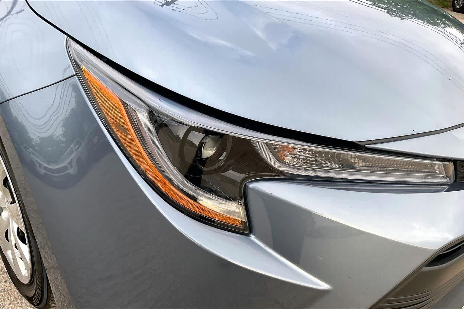 Used 2026 Celestite Toyota LE image 27