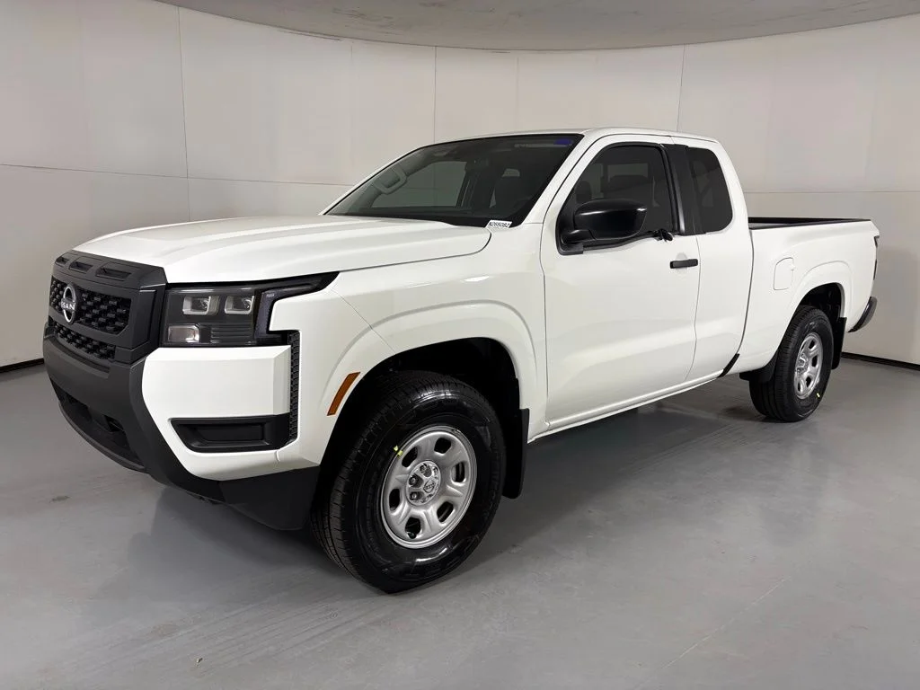 New 2026 Glacier White Nissan King Cab® S image 4