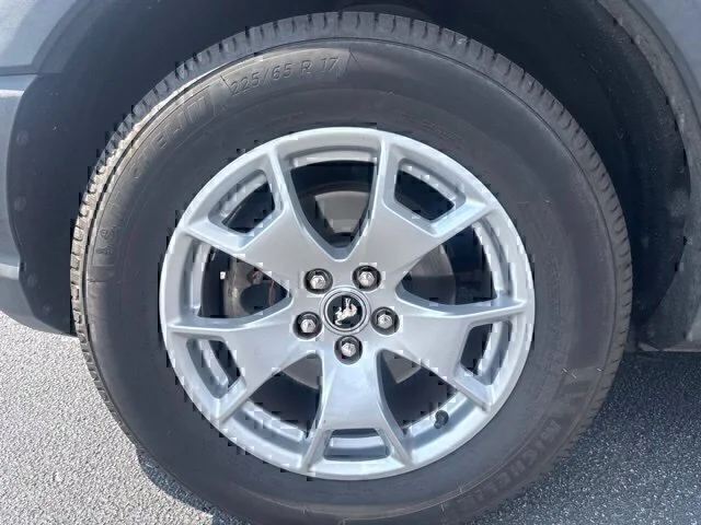 Used 2021 Gray Ford Base image 12