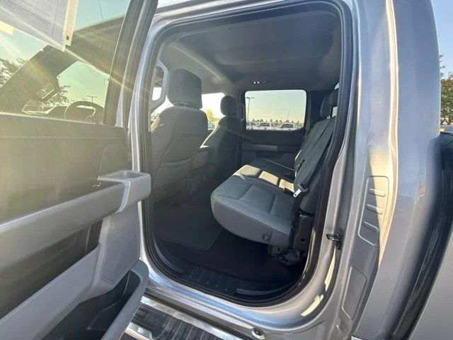 Used 2024 Silver Ford XLT image 8