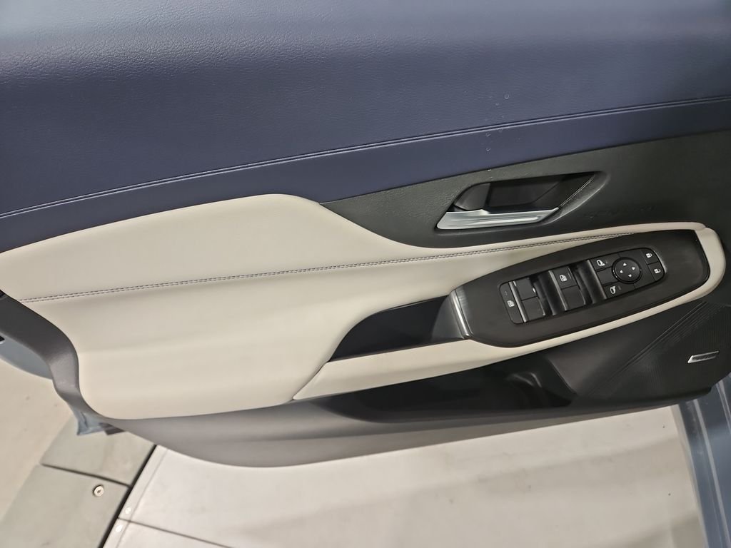 New 2026 Gray Metallic Nissan SL image 11