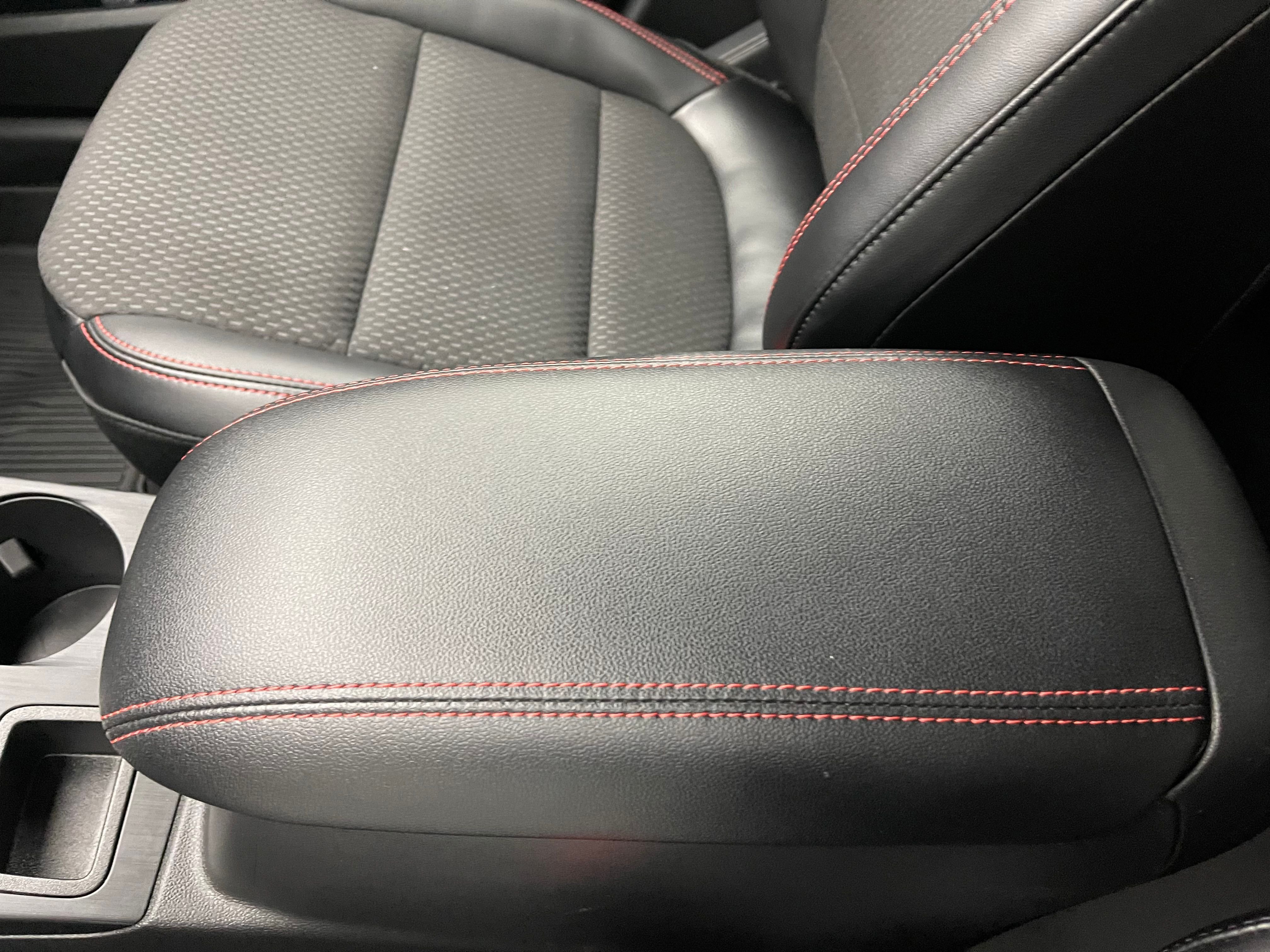 Used 2024 Black Metallic Ford ST-Line image 28
