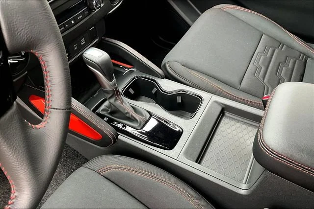 2025 Nissan Frontier PRO-4X - Photo 9