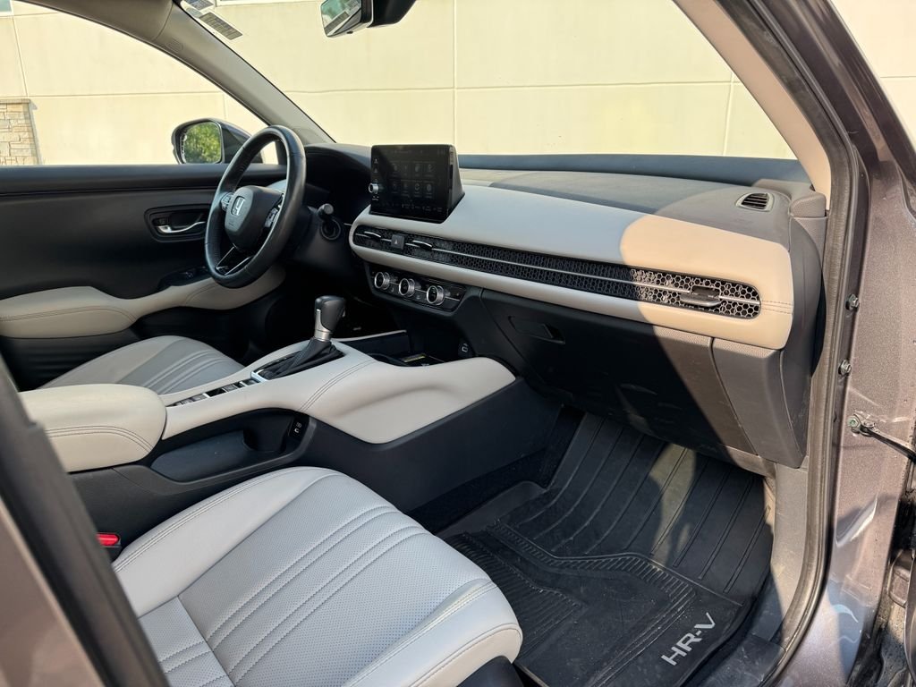 Certified Used 2025 Modern Steel Metallic Honda AWD EX-L image 21