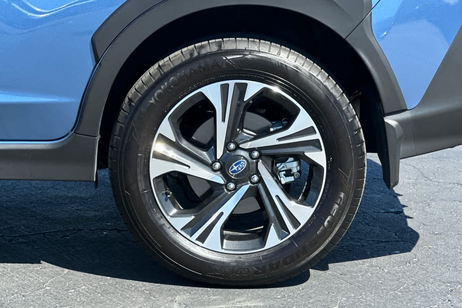 Used 2024 Horizon Blue Pearl Subaru Premium image 31