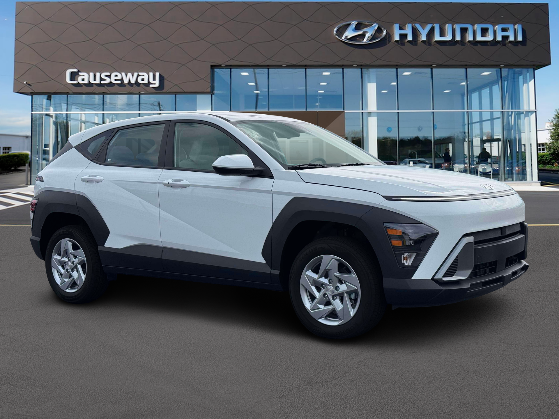 New 2027 White Hyundai SE AWD image 10