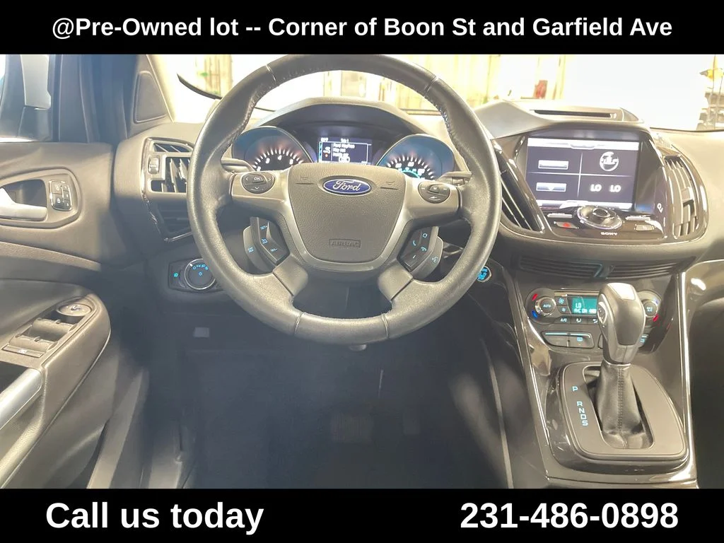 Used 2014 Silver Ford Titanium image 25