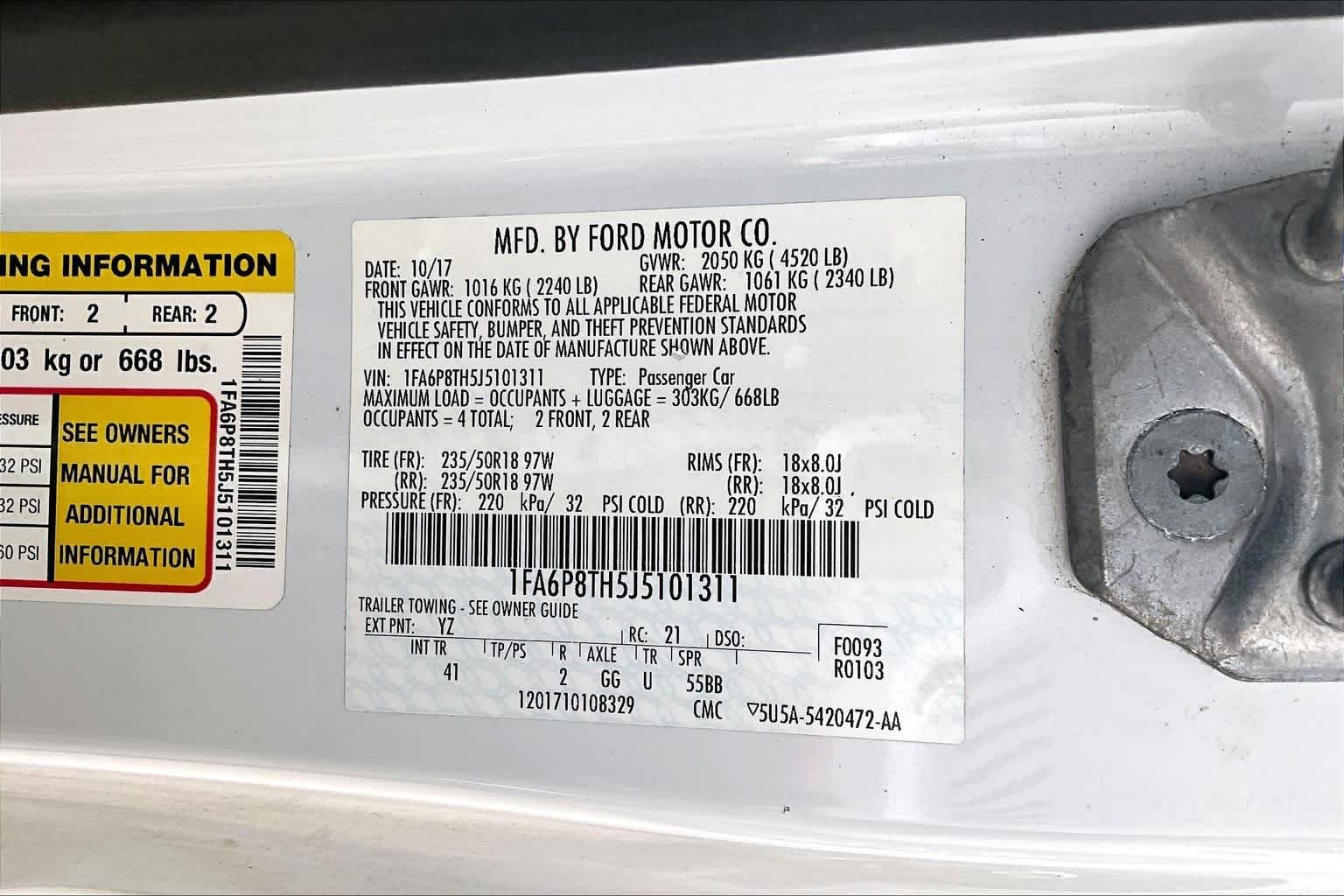 Used 2018 Oxford White Ford EcoBoost Premium image 31