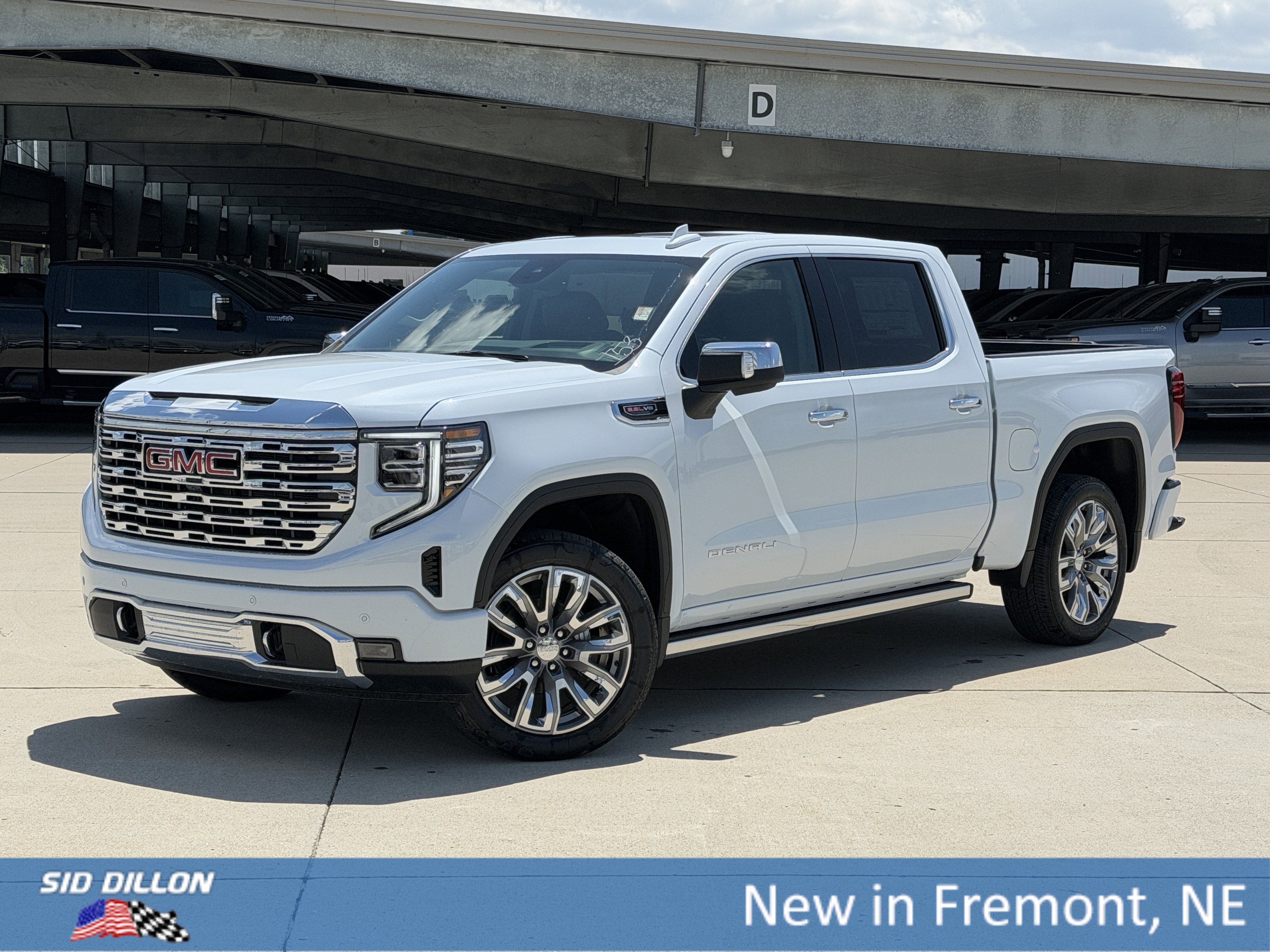 2026 GMC Sierra 4WD Crew Cab Short Box Denali's photo