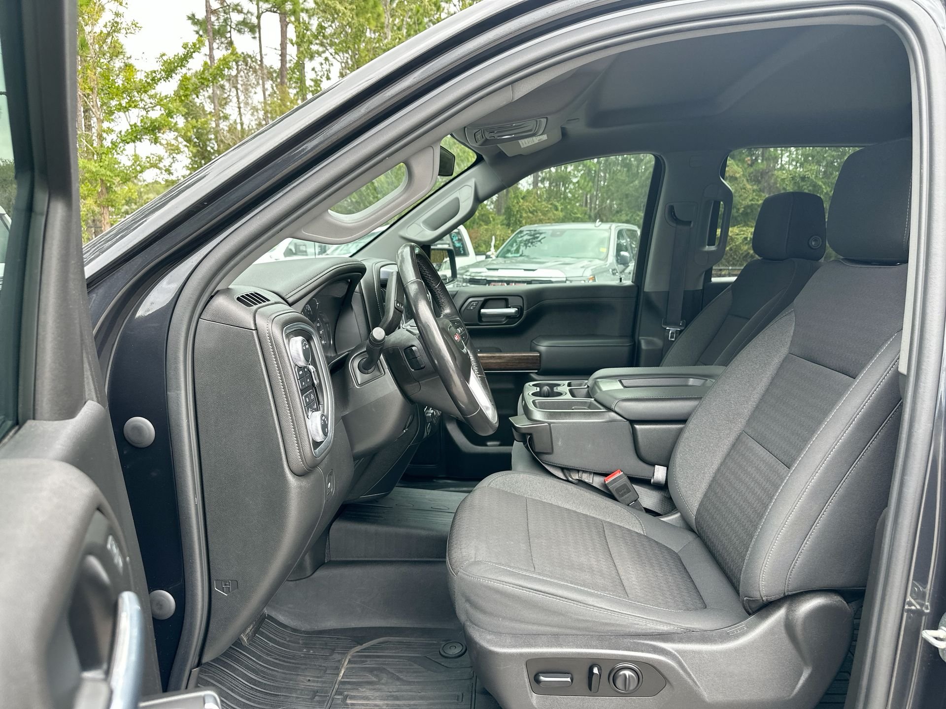 Certified Used 2020 CARBON BLACK METALLIC GMC Elevation image 19