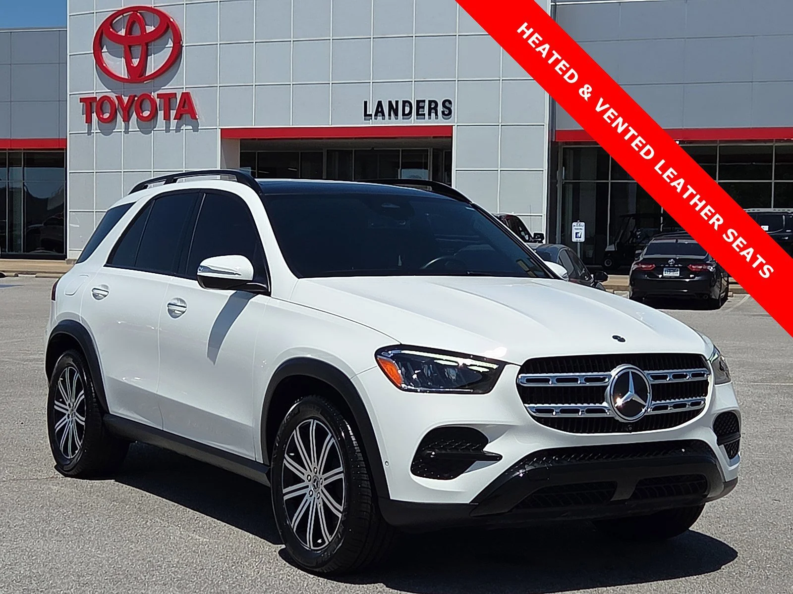 Used 2024 Polar White Mercedes-Benz GLE 350 image 1