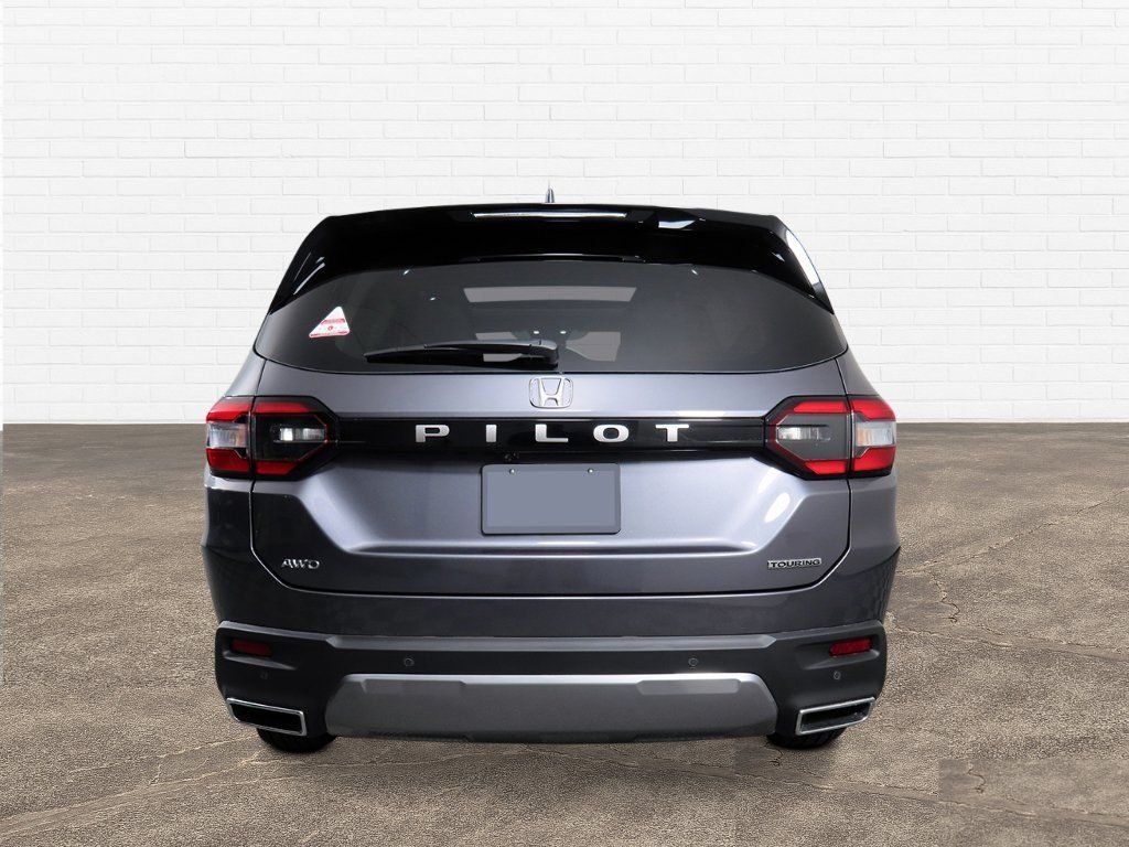 New 2026 Modern Steel Metallic Honda Touring image 5