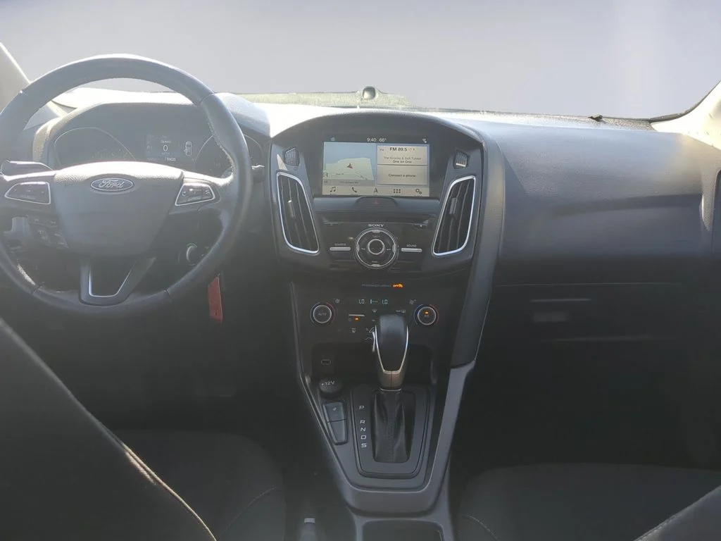 Used 2018 Red Ford SEL image 14