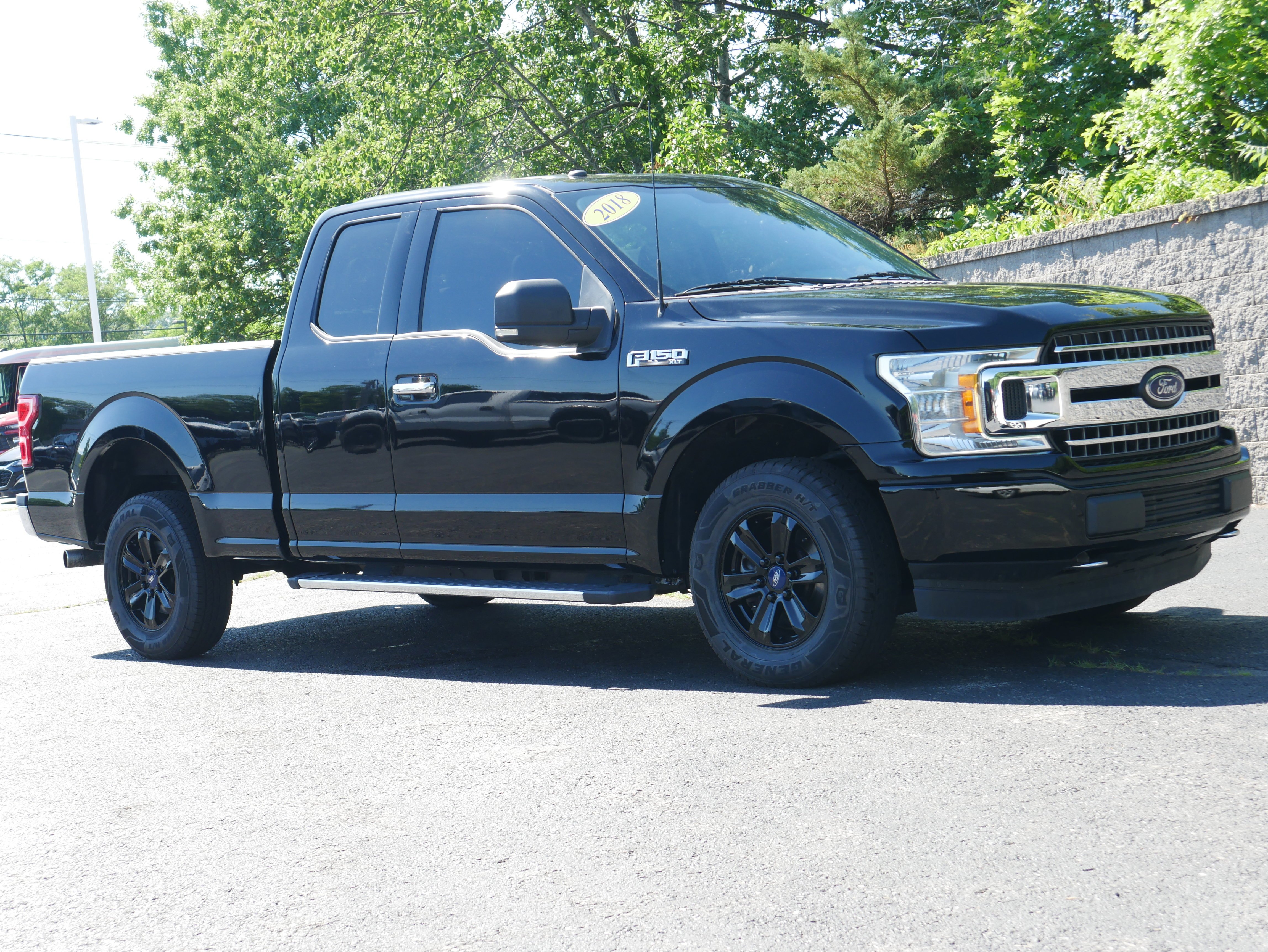 Used 2018 Wht Ford XL image 9