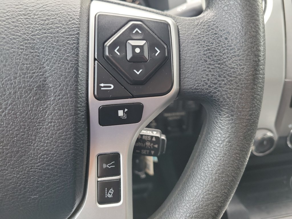 Used 2019 Gray Toyota SR5 image 13