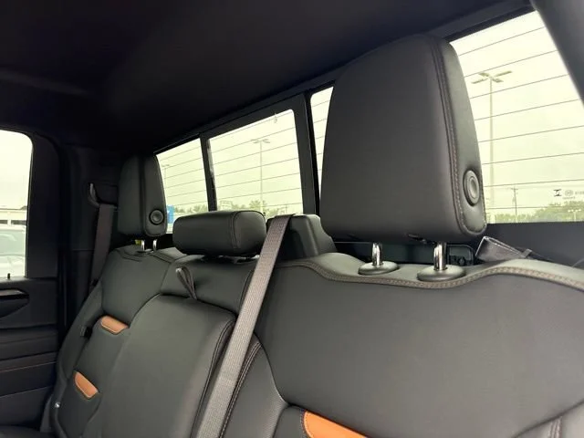 2026 GMC Sierra 2500HD AT4 - Photo 38