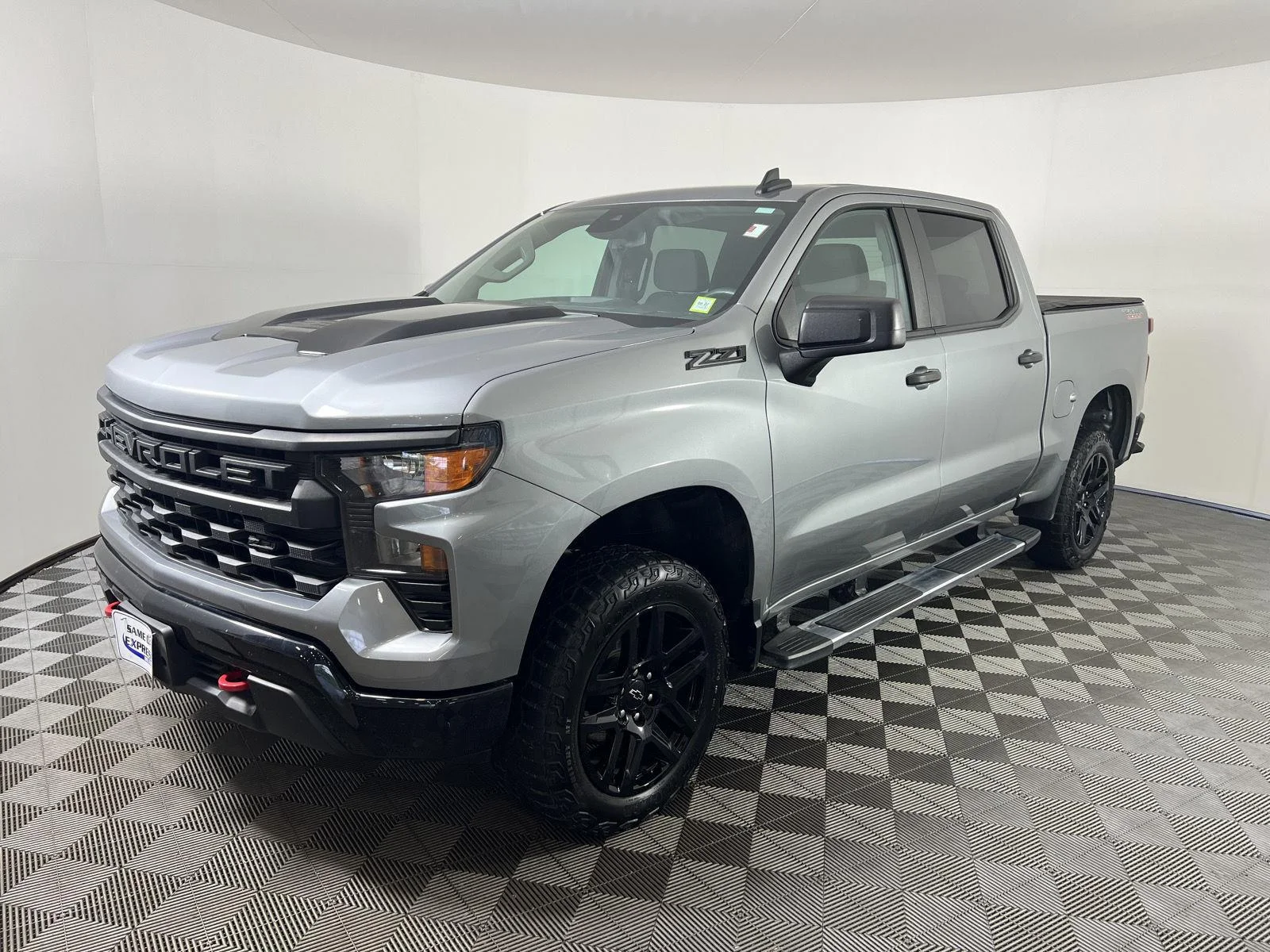 Used 2023 STERLING GRAY METALLIC Chevrolet Custom Trail Boss image 25