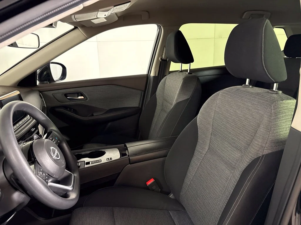 Used 2023 Black Nissan SV image 28