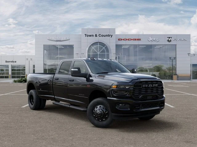New 2027 Diamond Black Crystal Pearlcoat RAM Big Horn image 5