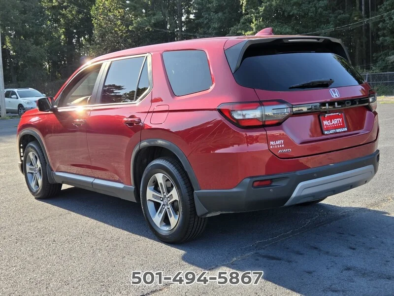 Used 2024 Radiant Red Metallic II Honda EX-L 7 PASSENGER image 3