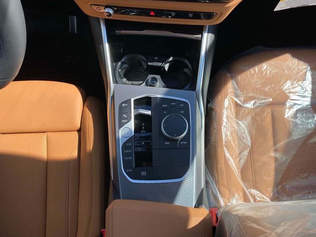 New 2026 Arctic Race Blue metallic BMW 330i NA xDrive image 10