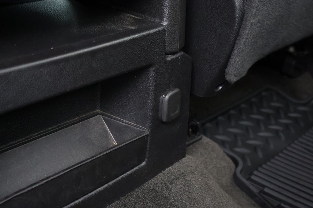 2018 Chevrolet Silverado 1500 LT - Photo 46
