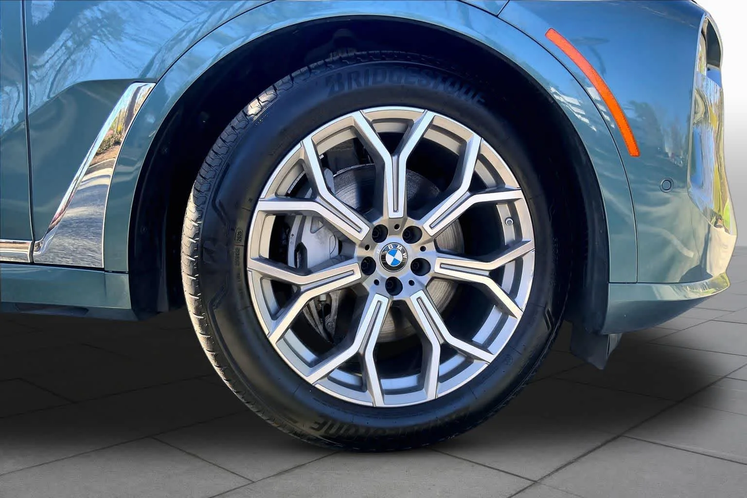 Used 2026 Blue Ridge Mountain Metallic BMW xDrive40i image 10