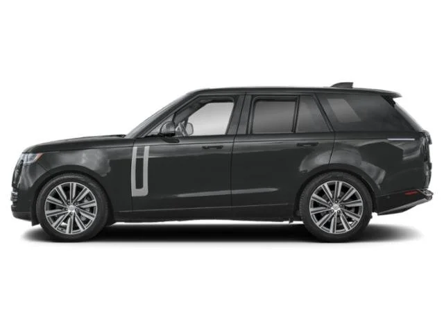 Used 2023  Land Rover SE image 3
