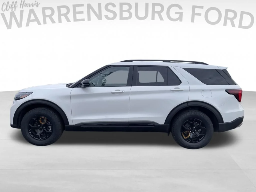 New 2026 Star White Metallic Tri-Coat Ford Tremor® image 4