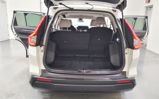 Used 2024 White Honda EX image 15